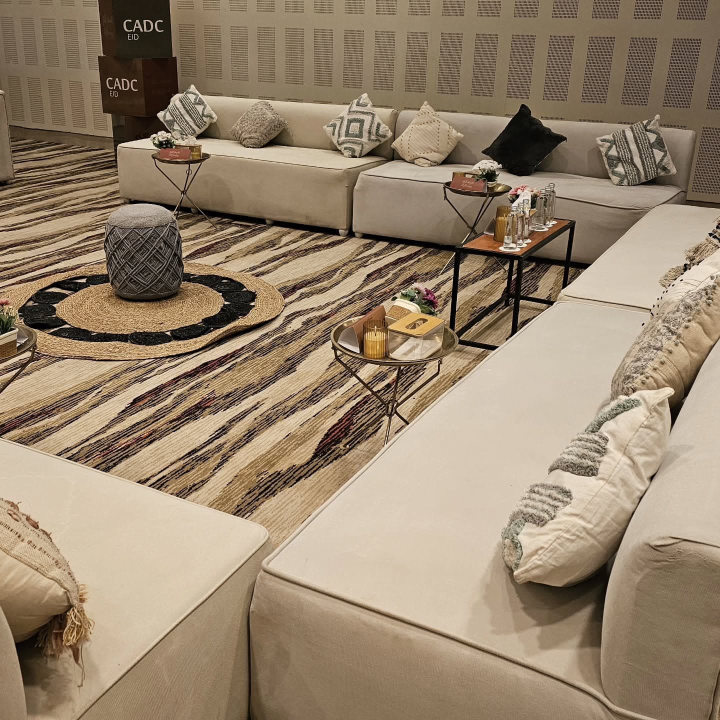 تاجير جلسات الرياض بتصاميم فخمة وتجهيز متكامل للمناسبات
