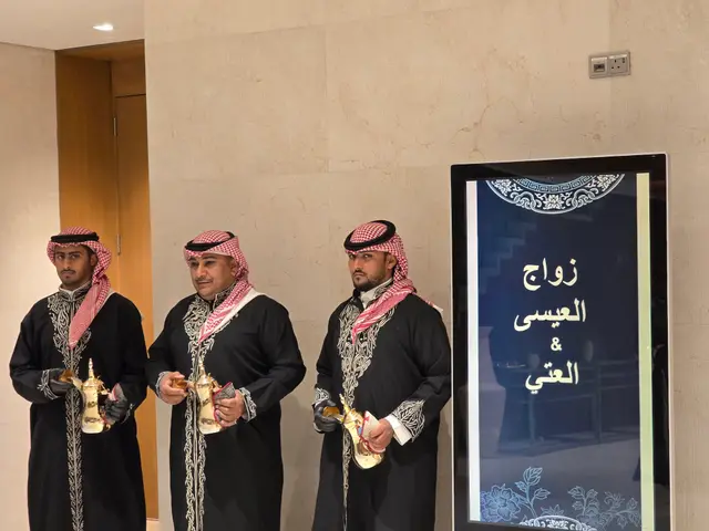 قهوجين صبابين قهوه الرياض