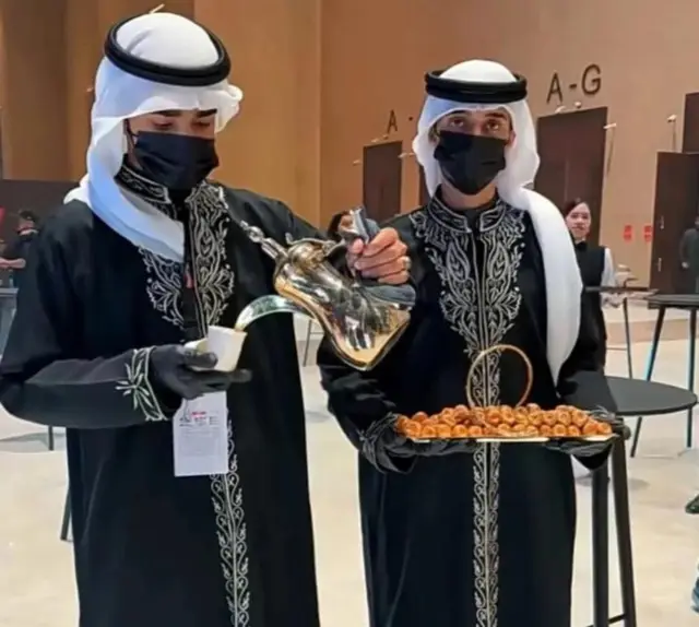 قهوجي وصبابين الرياض