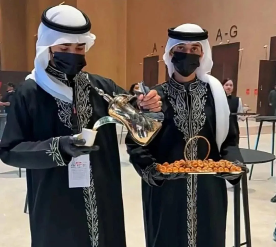 خدمات القهوجي والصبابين للأفراح والعزاء والاجتماعات