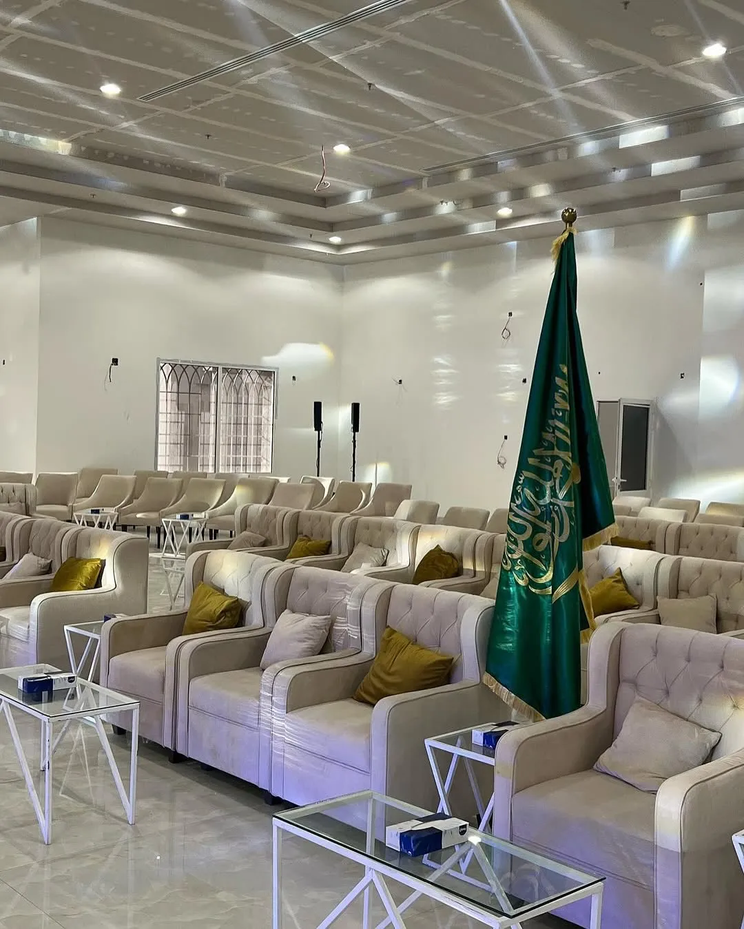 قهوجين صبابين في الرياض